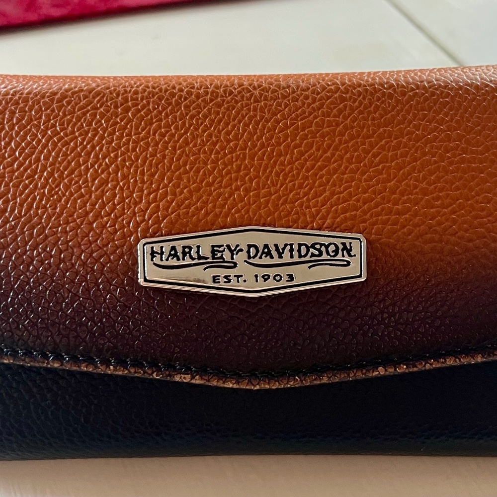 Harley Davidson Ombré Clutch Wallet